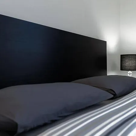 Apartamento Apartamenty-mi Crystal *